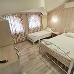 Divna Hotel 3*